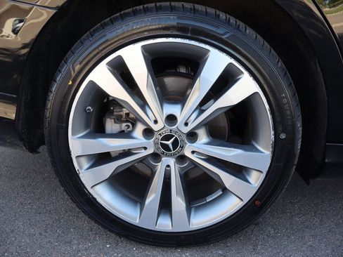 Used 2018 Mercedes-Benz C 300 4MATIC Sedan w/ Premium Package image 43