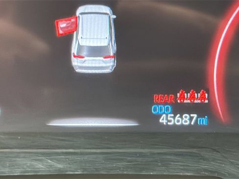 Used 2025 Toyota RAV4 LE AWD/4WD image 15
