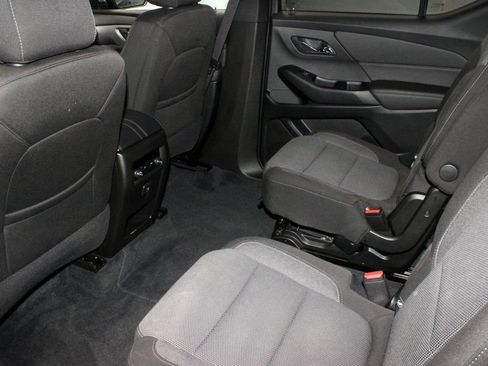Used 2023 Chevrolet Traverse LT AWD/4WD image 20