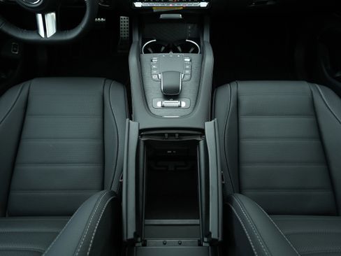 New 2026 Mercedes-Benz GLS 450 4MATIC image 32