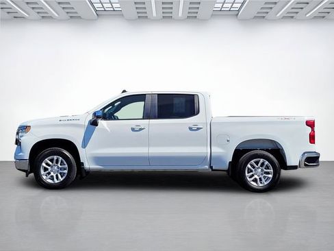 Used 2025 Chevrolet Silverado 1500 LT AWD/4WD image 7