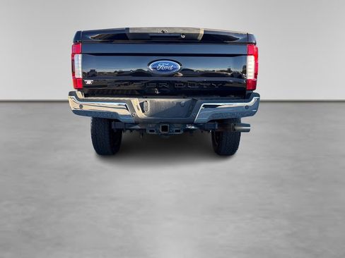 Used 2019 Ford F250 Lariat w/ Lariat Ultimate Package image 17