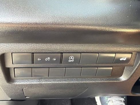 Used 2026 Mitsubishi Outlander SE FWD image 30