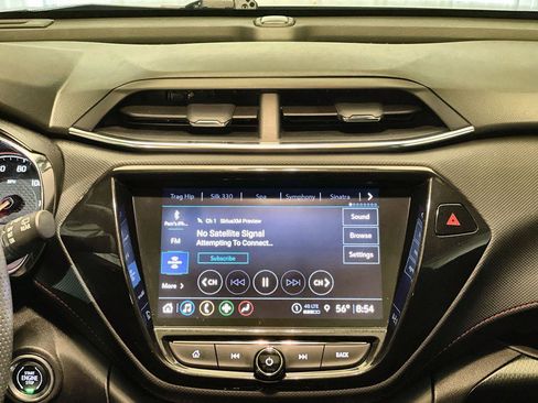 Used 2023 Chevrolet TrailBlazer RS w/ Sun and Liftgate Package image 13