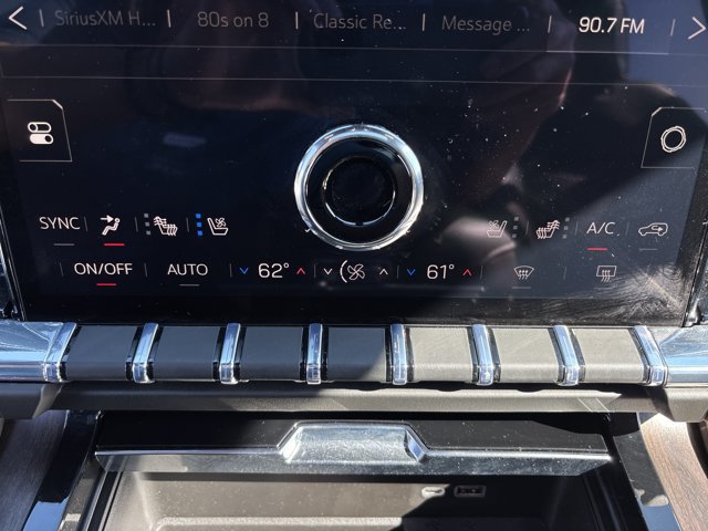 Used 2026 GMC Yukon Denali Ultimate AWD/4WD image 40