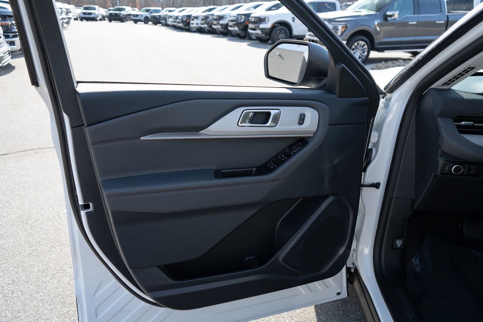 New 2026 Ford Explorer Active RWD image 16