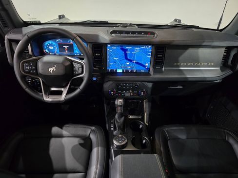 New 2025 Ford Bronco Badlands image 31