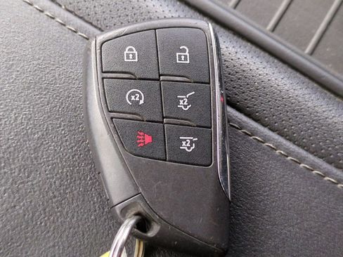 Used 2021 GMC Yukon SLT w/ SLT Luxury Plus Package image 31