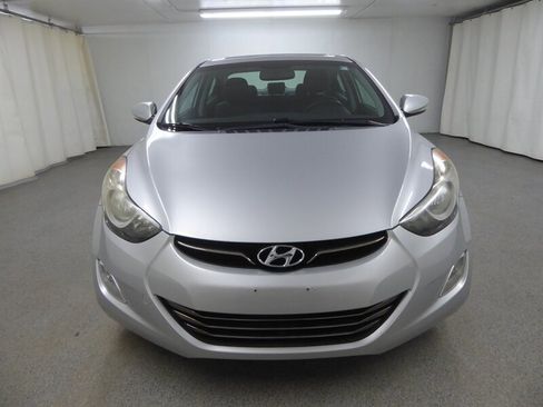 Used 2013 Hyundai Elantra Limited w/ Technology Pkg image 2