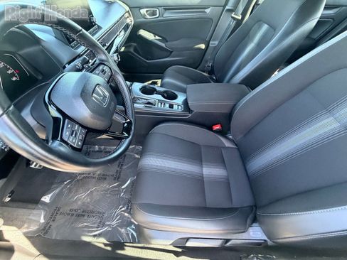 Certified 2025 Honda Civic Sport image 17