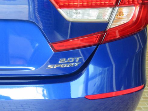 Used 2021 Honda Accord Sport image 69