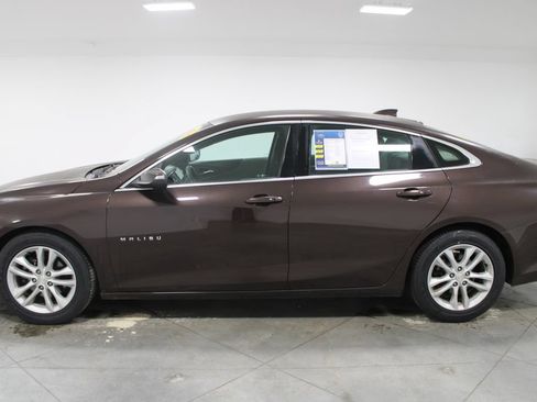 Used 2016 Chevrolet Malibu LT FWD image 6