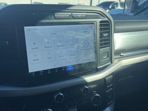 Used 2022 Ford F150 Lightning XLT image 3