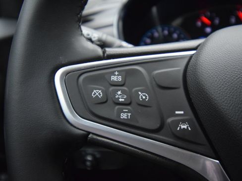 Used 2023 Chevrolet Equinox LT AWD/4WD image 36