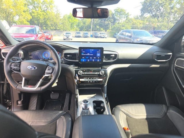 Used 2023 Ford Explorer ST w/ ST Street Pack AWD/4WD image 17