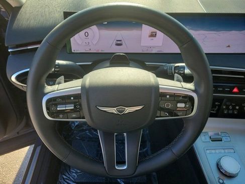 Used 2026 Genesis GV70 2.5T Select image 26