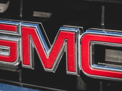 Used 2017 GMC Sierra 1500 SLT w/ SLT Premium Package image 20