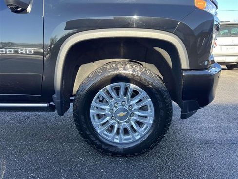 Certified 2023 Chevrolet Silverado 2500 High Country image 7