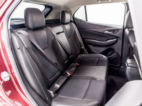 Used 2022 Buick Encore GX Select w/ Sport Touring Package AWD/4WD image 36