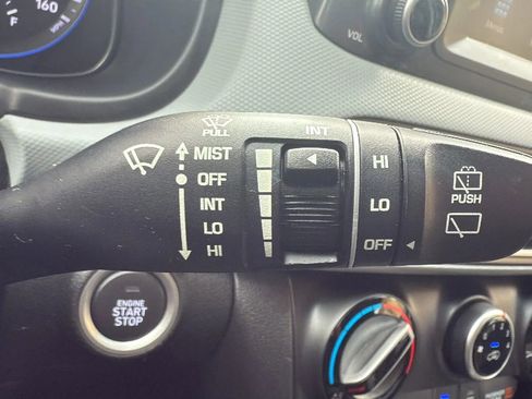 Used 2021 Hyundai Kona SEL image 13