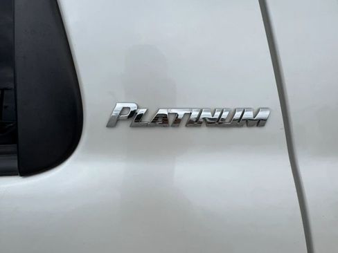 Used 2014 Toyota Sequoia Platinum RWD image 23