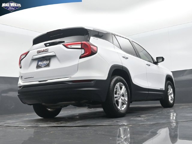Used 2024 GMC Terrain SLE FWD image 23