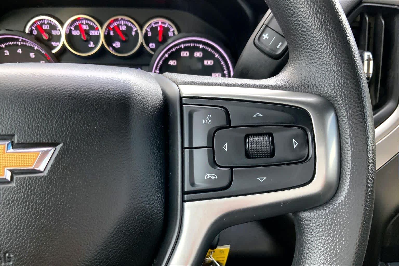 Used 2022 Chevrolet Silverado 1500 Custom w/ LPO, Dark Essentials Package RWD image 23