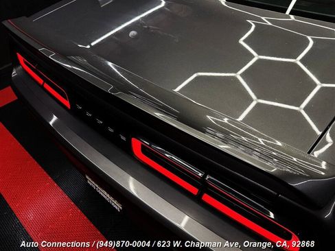 Used 2019 Dodge Challenger R/T image 25