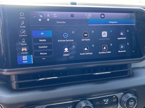 Used 2025 Jeep Gladiator Sport AWD/4WD image 26