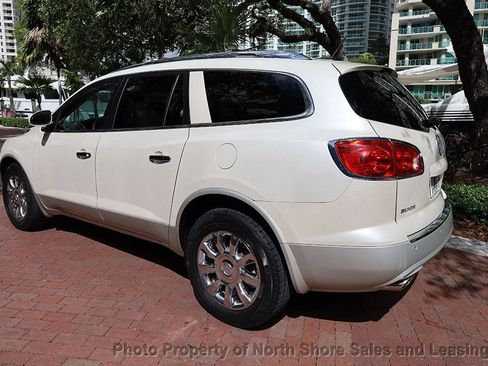 Used 2011 Buick Enclave CXL image 64