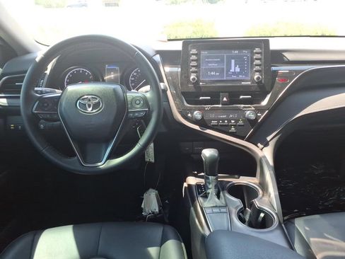 Used 2024 Toyota Camry SE FWD image 14