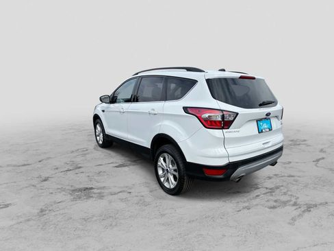 Used 2018 Ford Escape SE image 6