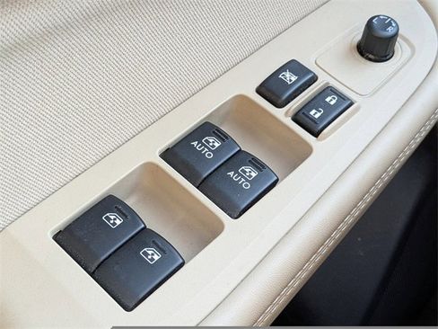 Used 2019 Subaru Outback 2.5i Premium image 23