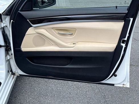 Used 2016 BMW 528i Sedan RWD image 8