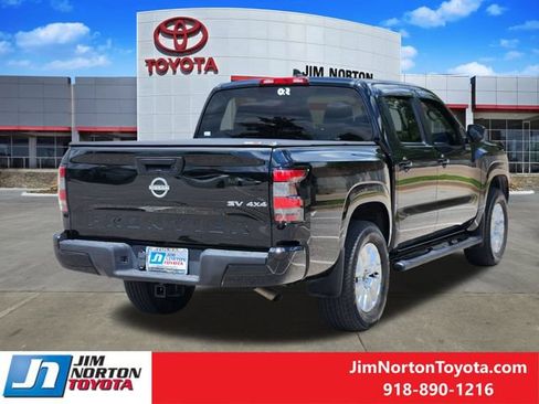 Used 2023 Nissan Frontier SV w/ Tow Package AWD/4WD image 5