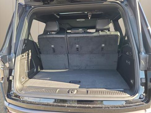 New 2026 Jeep Grand Wagoneer Limited image 15