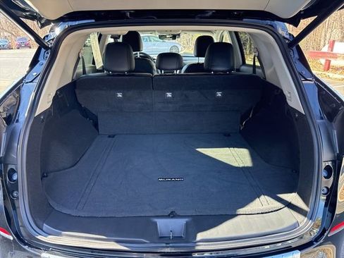 Used 2024 Nissan Murano SL image 12