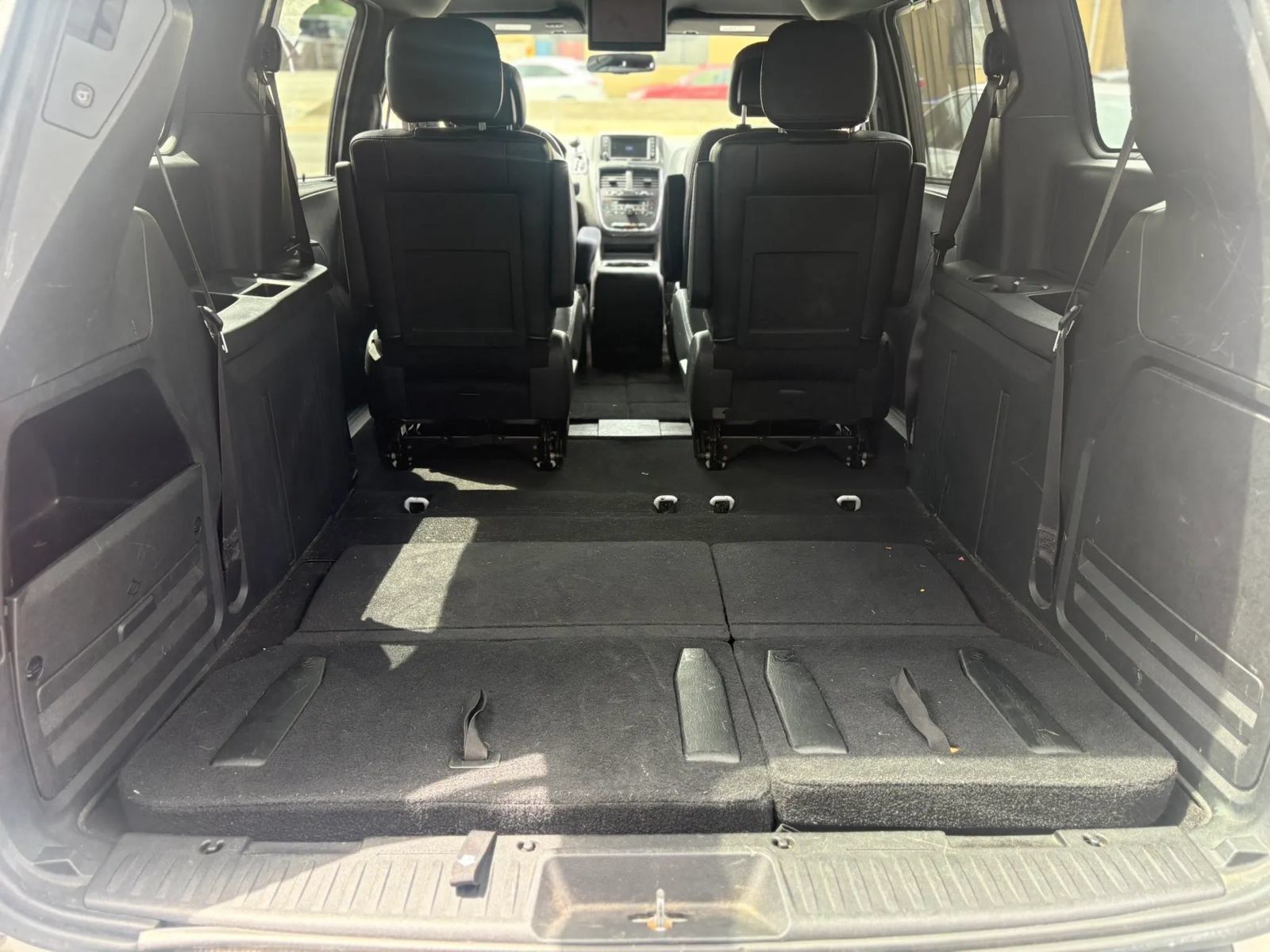 Used 2019 Dodge Grand Caravan GT FWD image 17