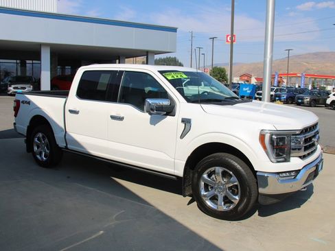 Used 2023 Ford F150 Lariat w/ Equipment Group 502A High image 9