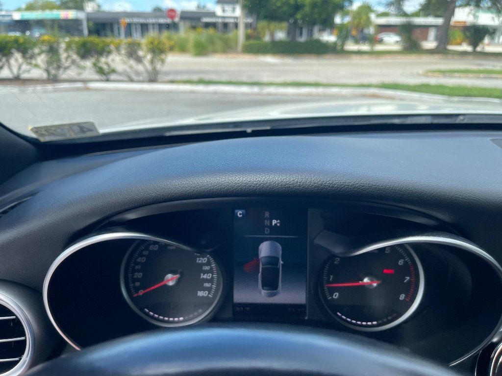 Used 2018 Mercedes-Benz C 300 4MATIC Cabriolet image 36