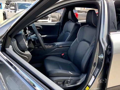 Used 2026 Toyota Crown XLE image 7