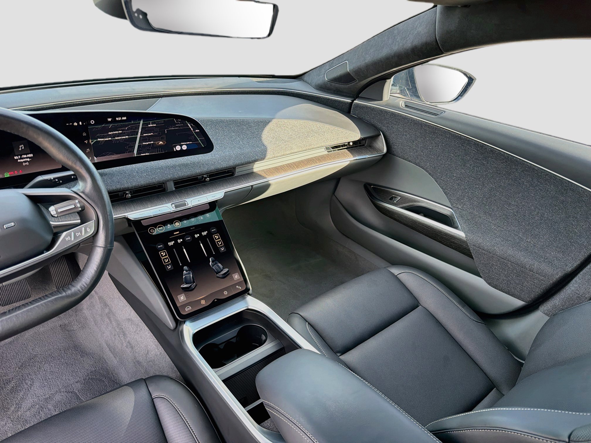 Used 2024 Lucid Air Touring AWD/4WD image 19