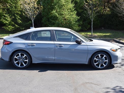 New 2026 Honda Civic Sport Touring image 9