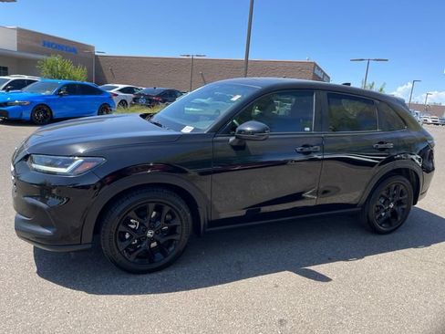 Certified 2024 Honda HR-V Sport image 1