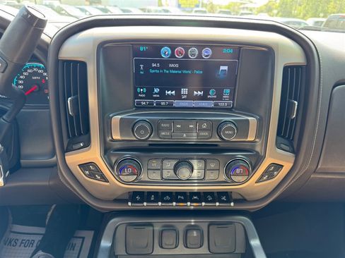 Used 2017 GMC Sierra 1500 Denali w/ Denali Ultimate Package image 15