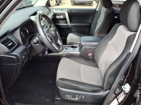 Used 2014 Toyota 4Runner SR5 image 15