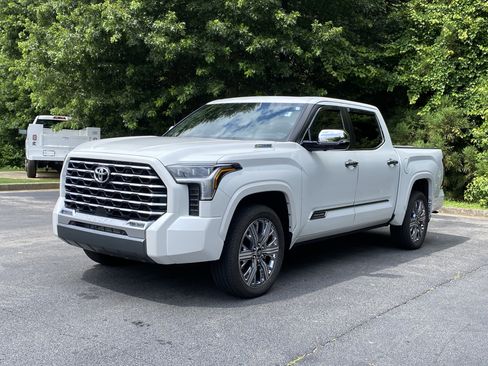 Used 2026 Toyota Tundra Capstone AWD/4WD image 5