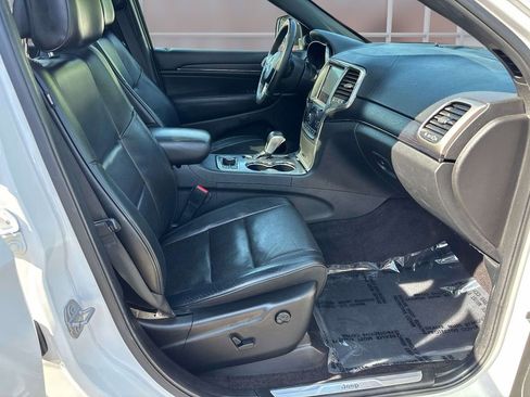Used 2018 Jeep Grand Cherokee High Altitude AWD/4WD image 18