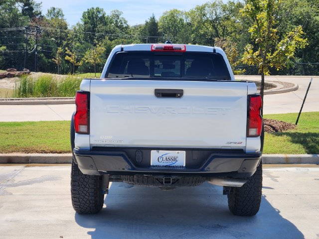 Used 2024 Chevrolet Colorado ZR2 w/ Safety Package AWD/4WD image 7