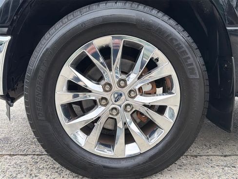 Used 2016 Ford F150 XLT w/ Equipment Group 302A Luxury image 9